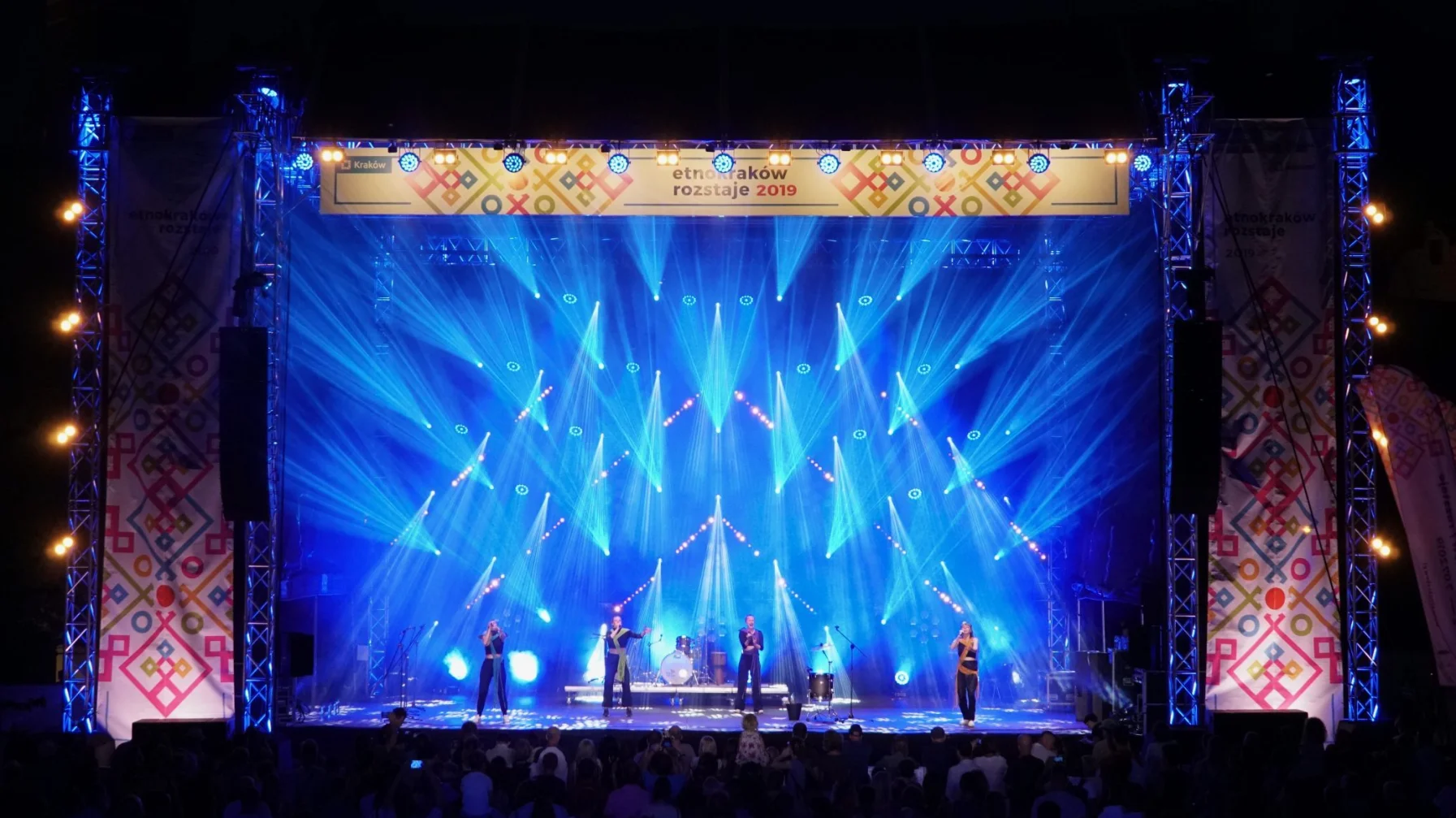 Lighting designer / OF COURSE Maciej Hofstede